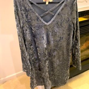 Tunic - velvet appearance and so soft